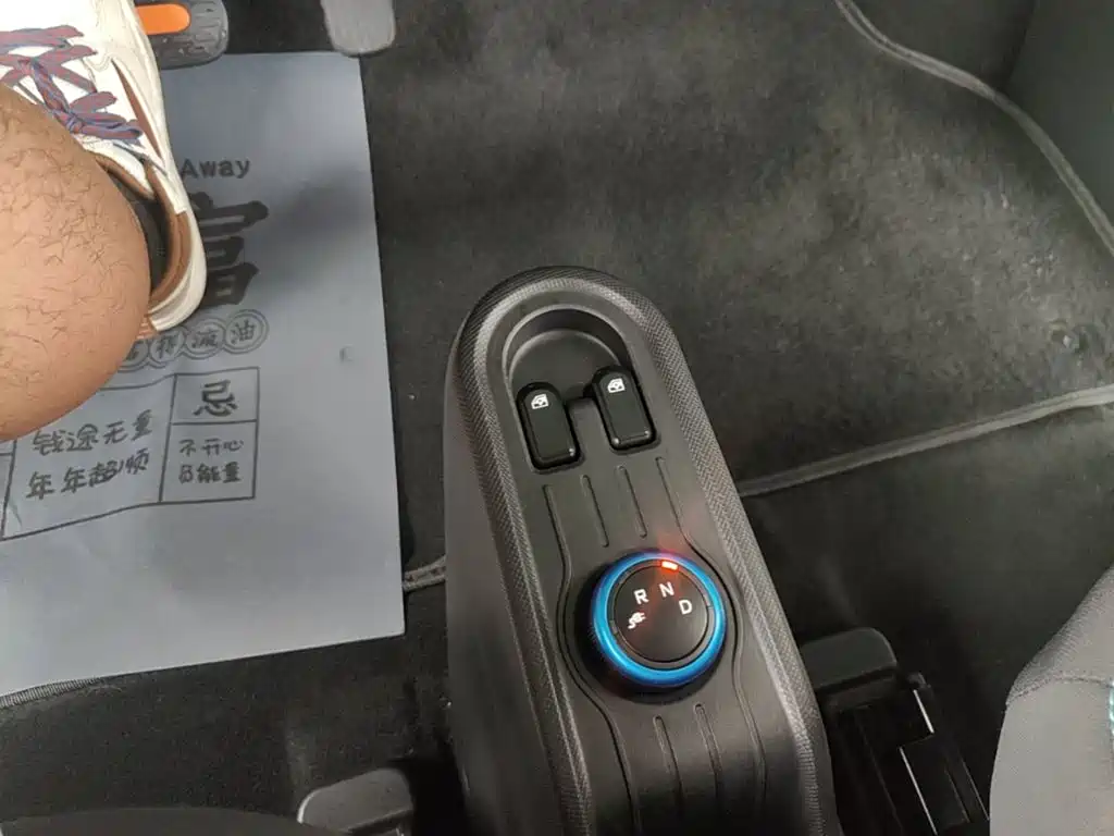 Wuling MINIEV — миниатюра 14