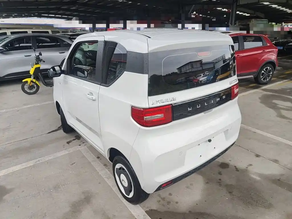 Wuling MINIEV — миниатюра 5