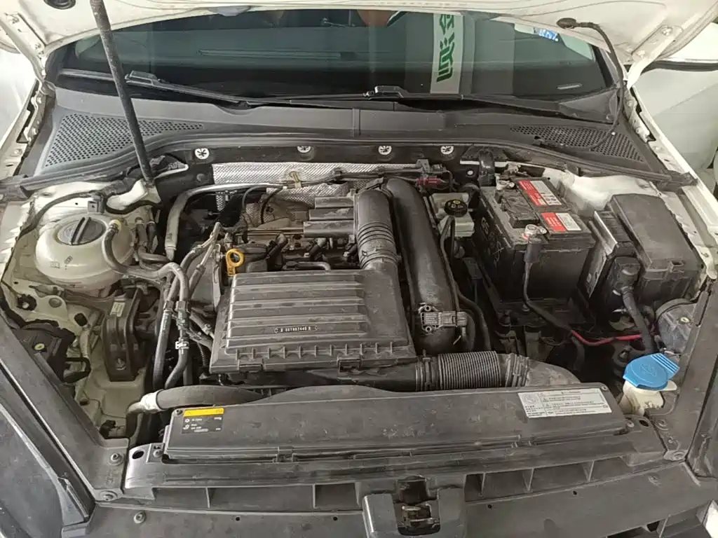 Volkswagen Golf — миниатюра 20