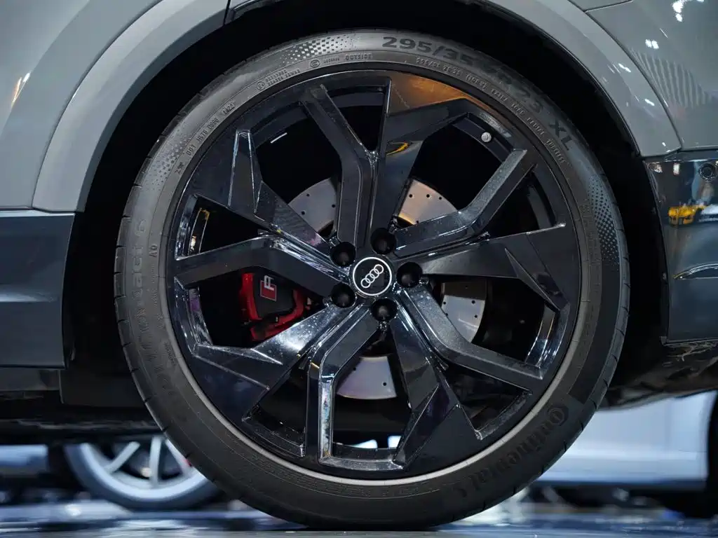 Audi RS Q8 — миниатюра 20
