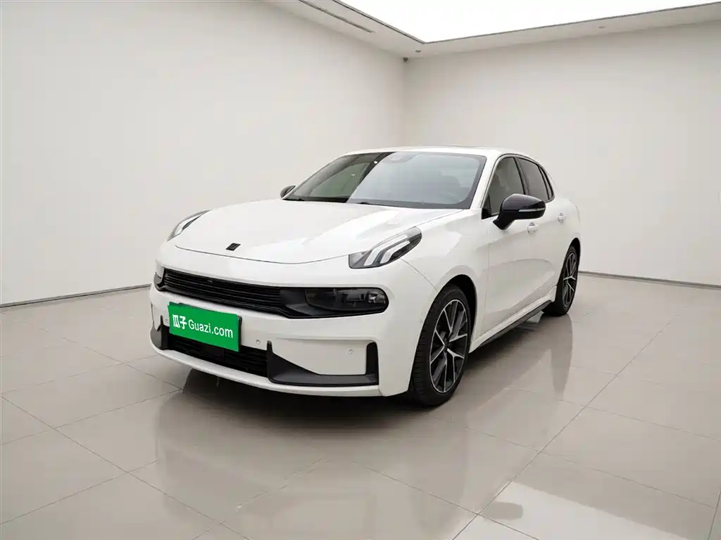Lynk & Co 03 2020