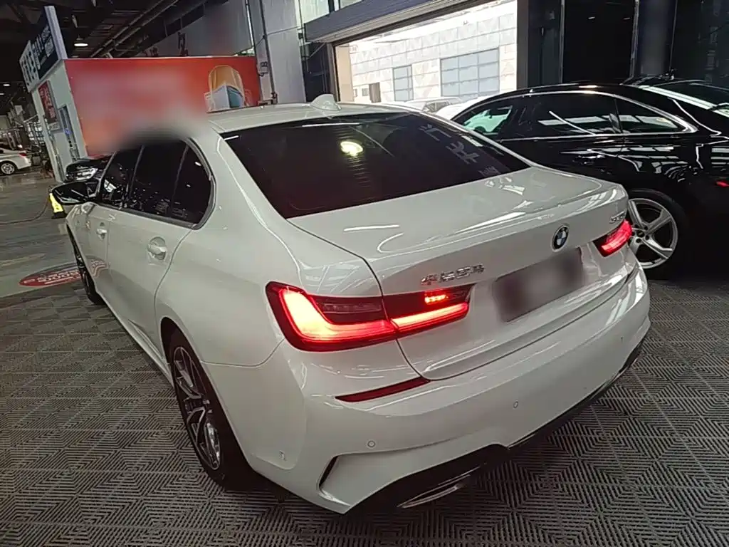 BMW 3 Series — миниатюра 5