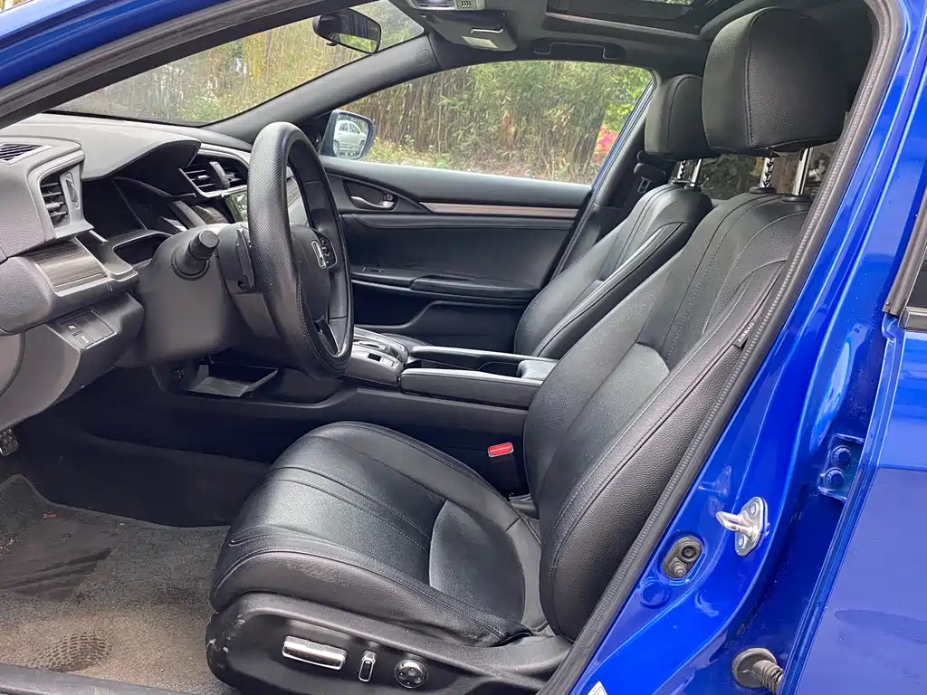 Honda Civic 2021 HATCHBACK 220TURBO CVT