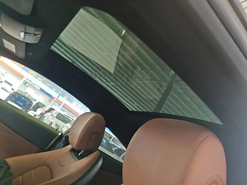 Mercedes-Benz C-Class (Import) — миниатюра 18