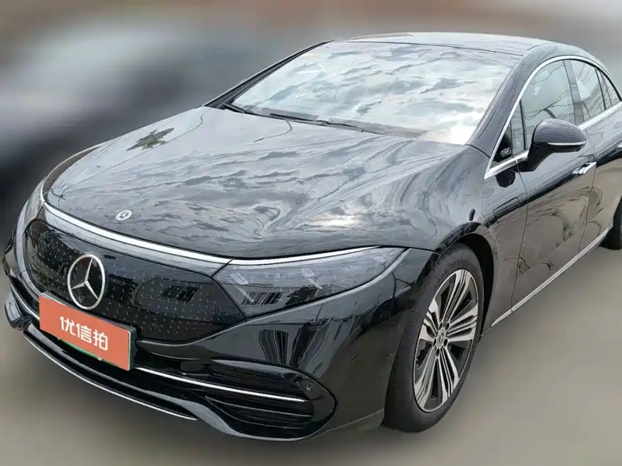Mercedes-Benz EQS