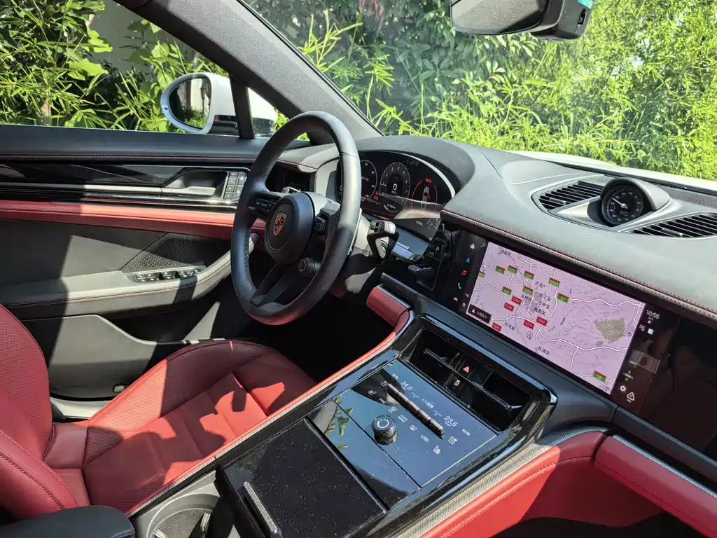 Porsche Panamera — миниатюра 16