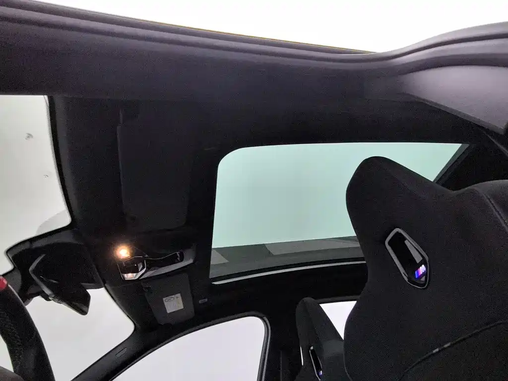 BMW M235L — миниатюра 14