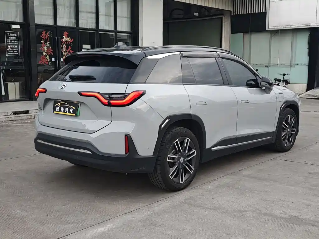 NIO ES6 — миниатюра 4