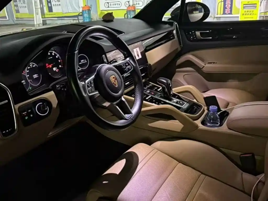 Porsche Cayenne 2018 Cayenne 3.0T