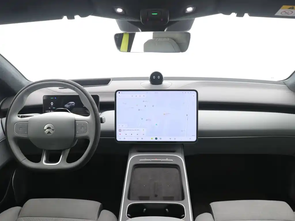 NIO NIO ET5T