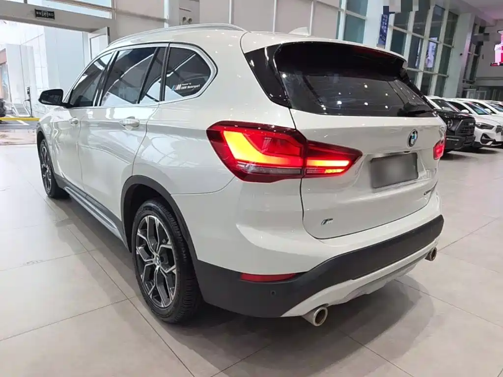 BMW X1 — миниатюра 5