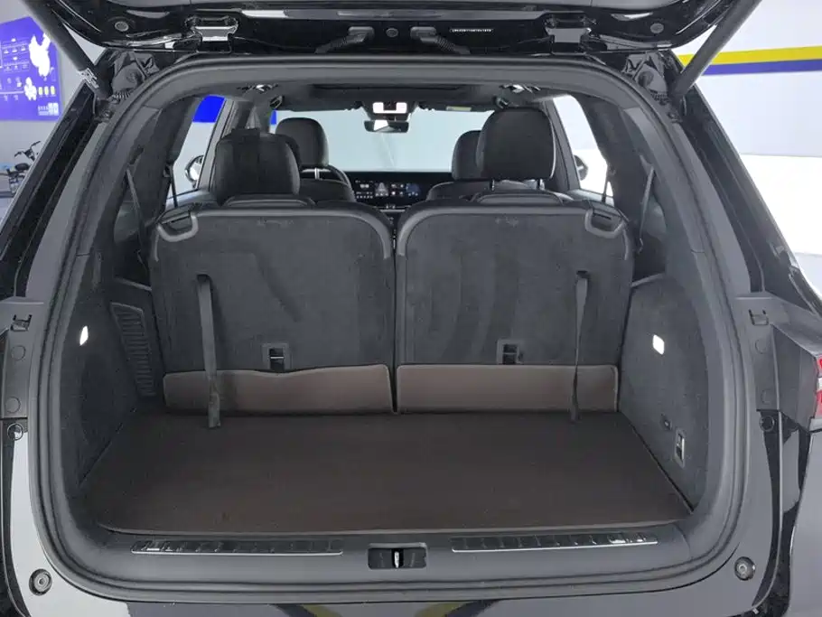 Li Auto ONE 2021 6 мест