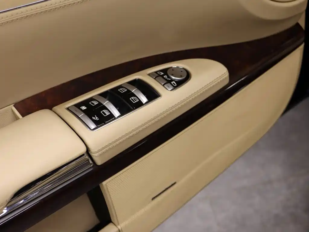 Mercedes-Benz S-Class — миниатюра 29