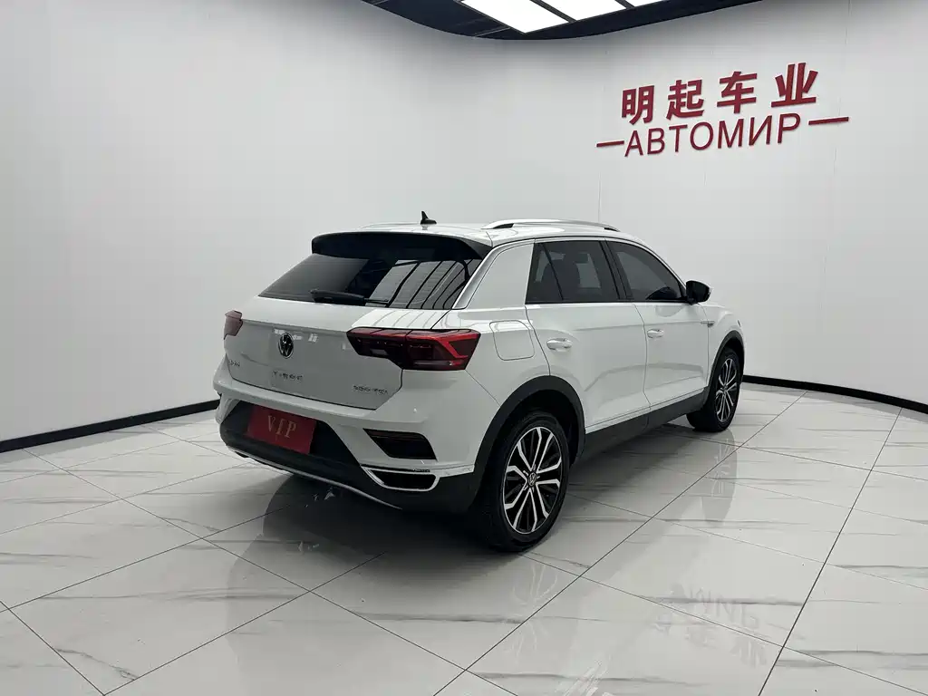 Volkswagen T-Roc 2022 280TSI DSG PLUS