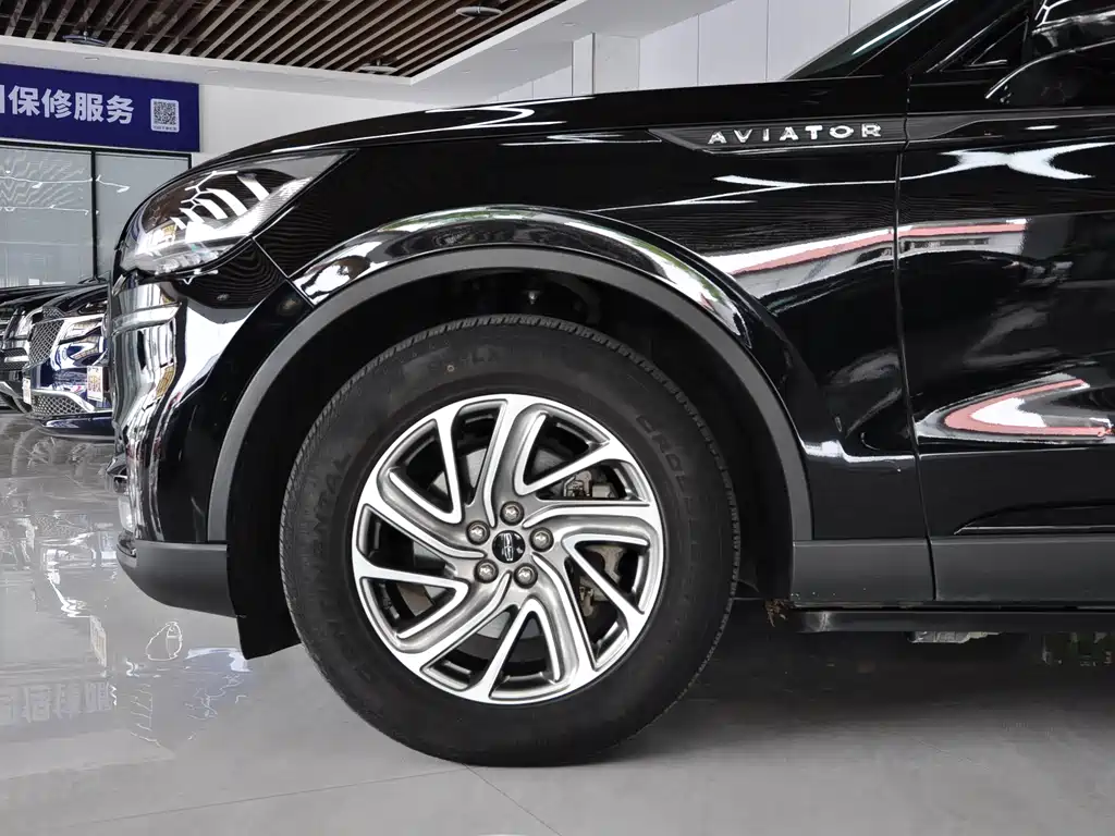 Lincoln Aviator — миниатюра 15