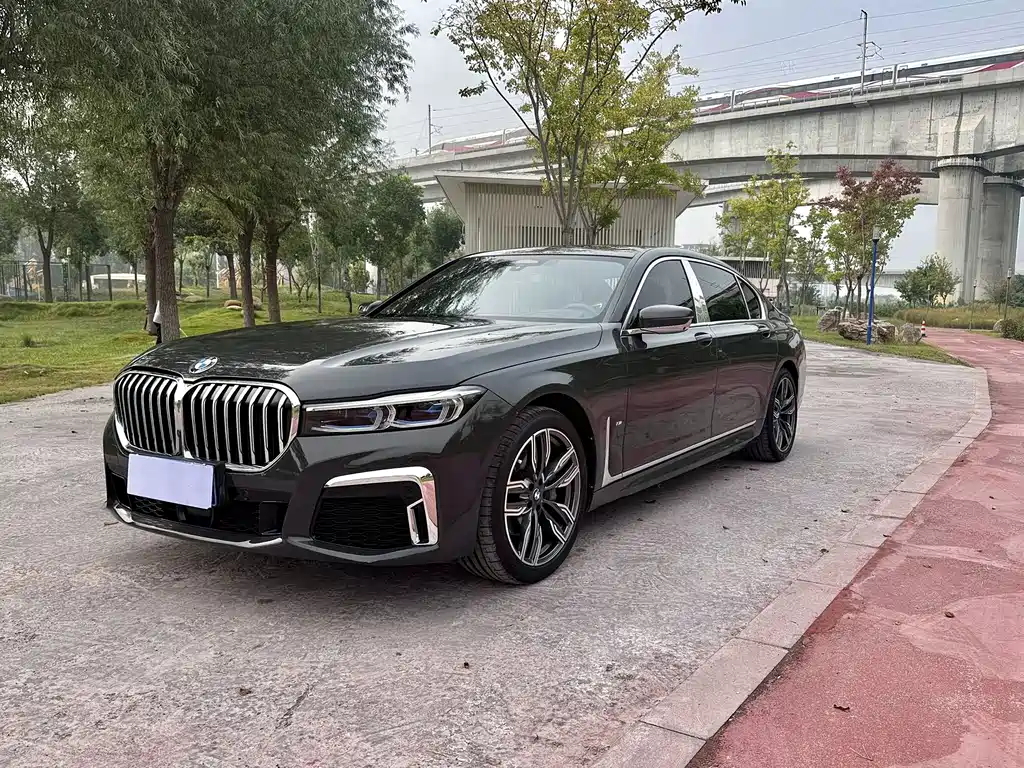 BMW 7 Series 7 2021 740Li xDrive Executive M Sport