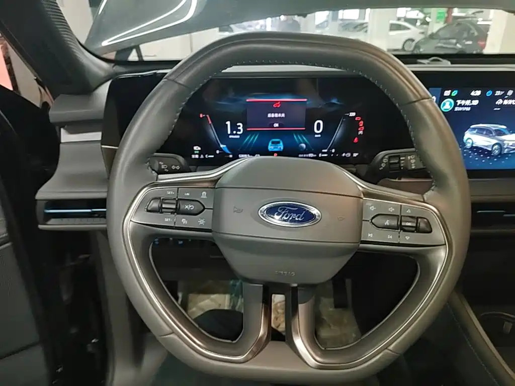 Ford Edge — миниатюра 11