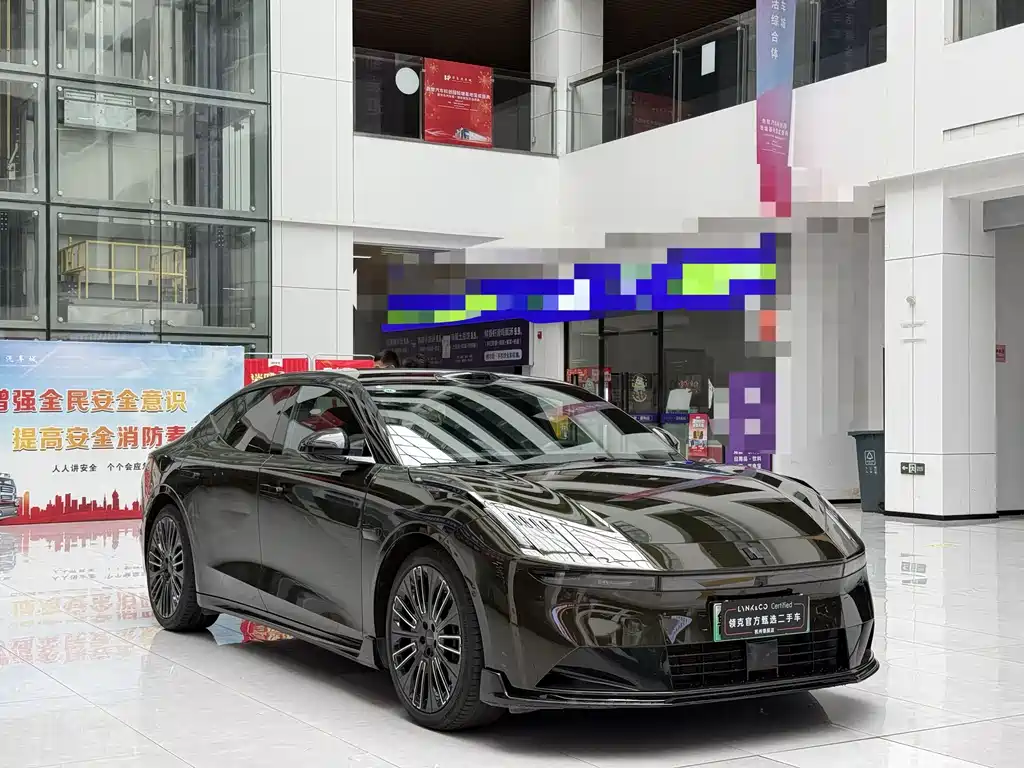 Lynk & Co 10 — миниатюра 3