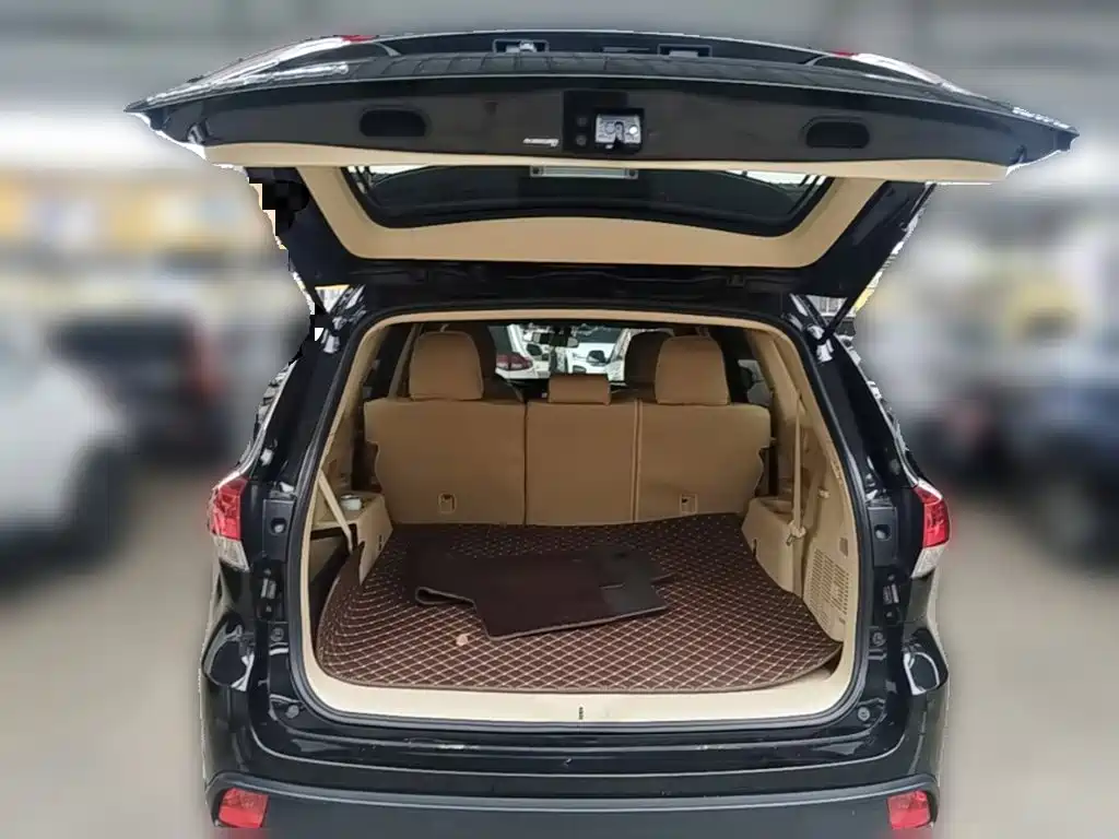 Toyota Highlander — миниатюра 24