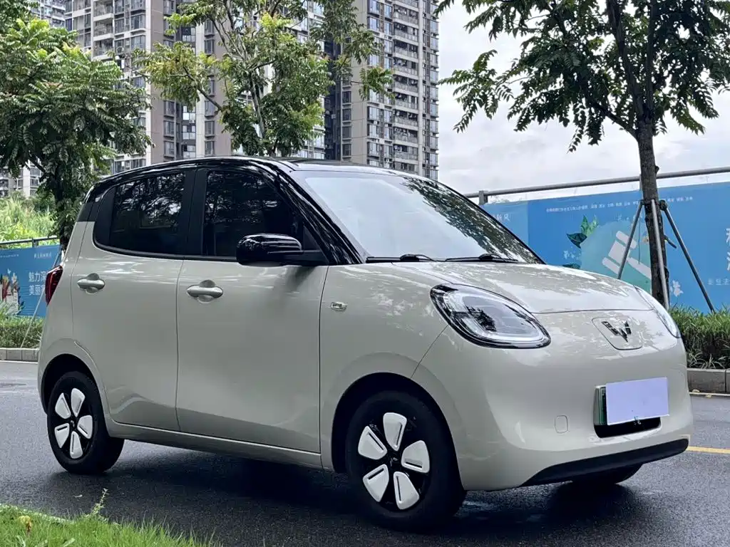 Wuling MINIEV — миниатюра 4