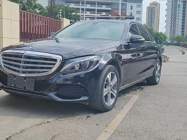Mercedes-Benz C-Class — миниатюра 2