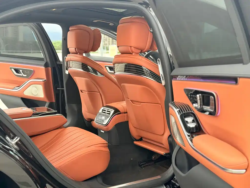 Mercedes-Benz S-Class — миниатюра 7