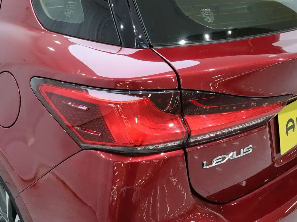 Lexus CT — миниатюра 19