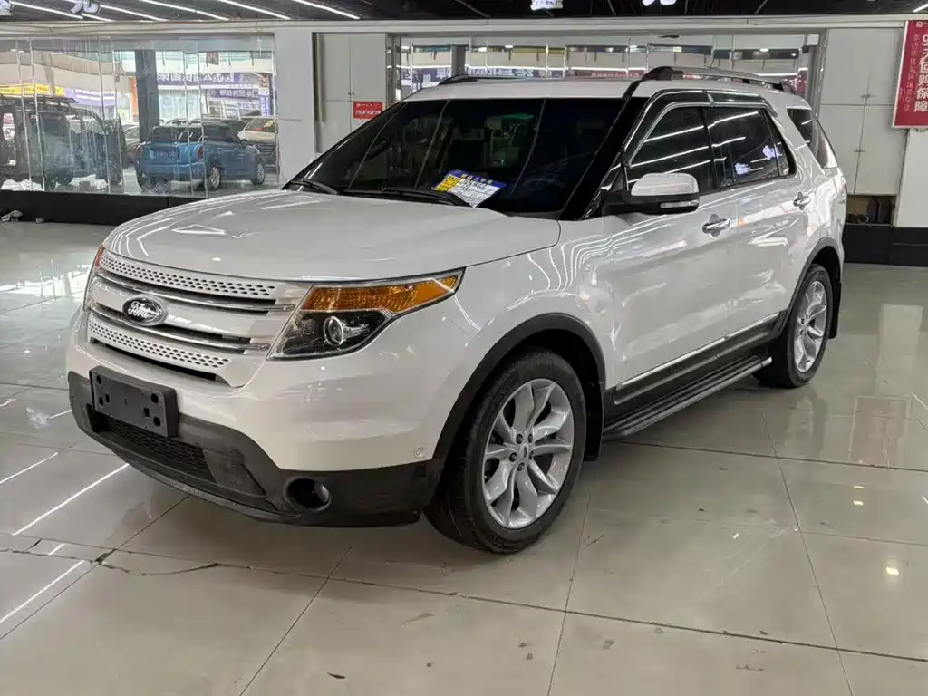 Ford Explorer (Import) 2013