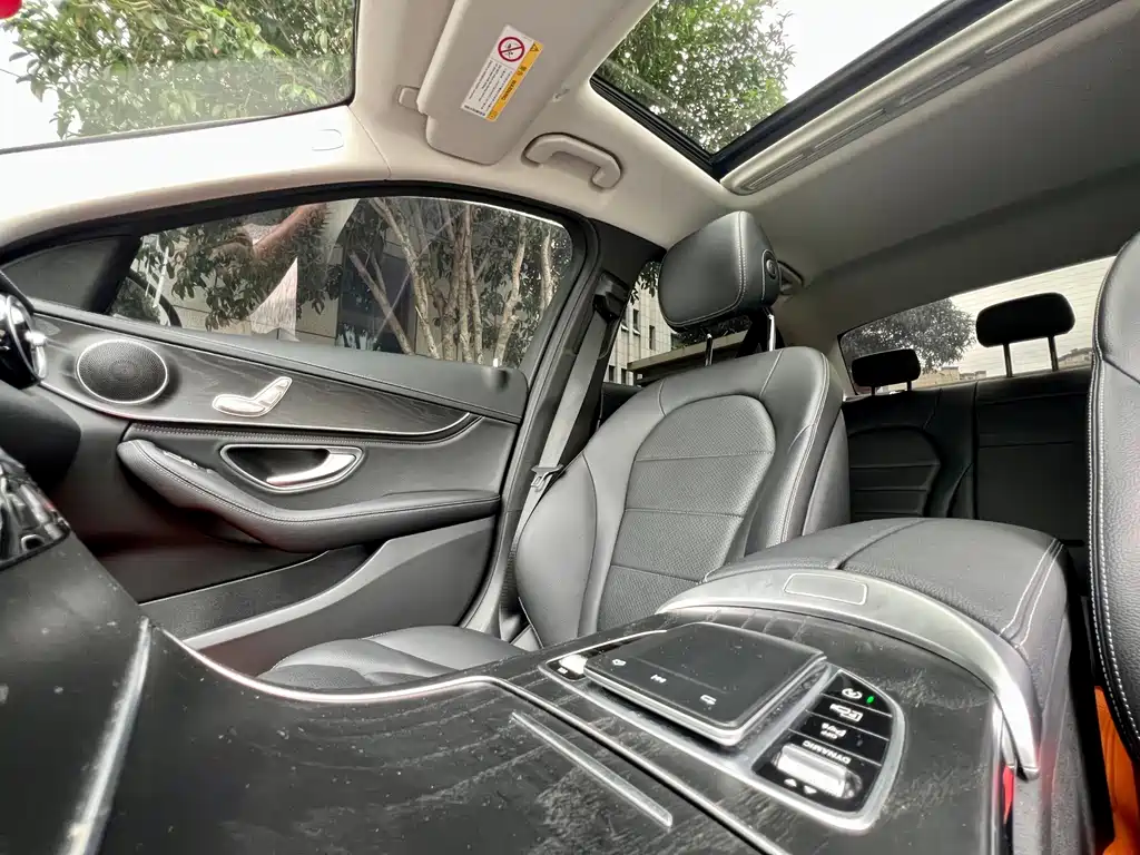 Mercedes-Benz C-Class — миниатюра 13