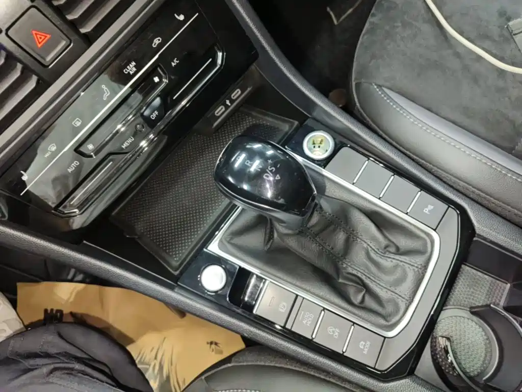 Volkswagen Sagitar — миниатюра 14