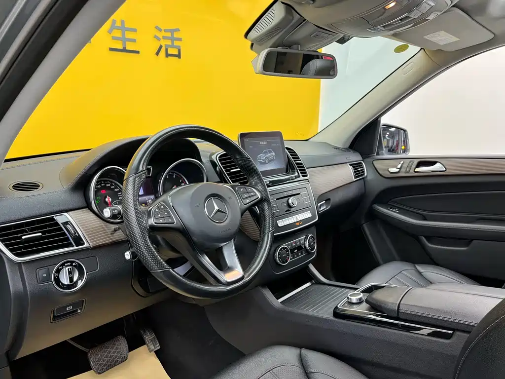 Mercedes-Benz GLE 2018 GLE 320 4MATIC