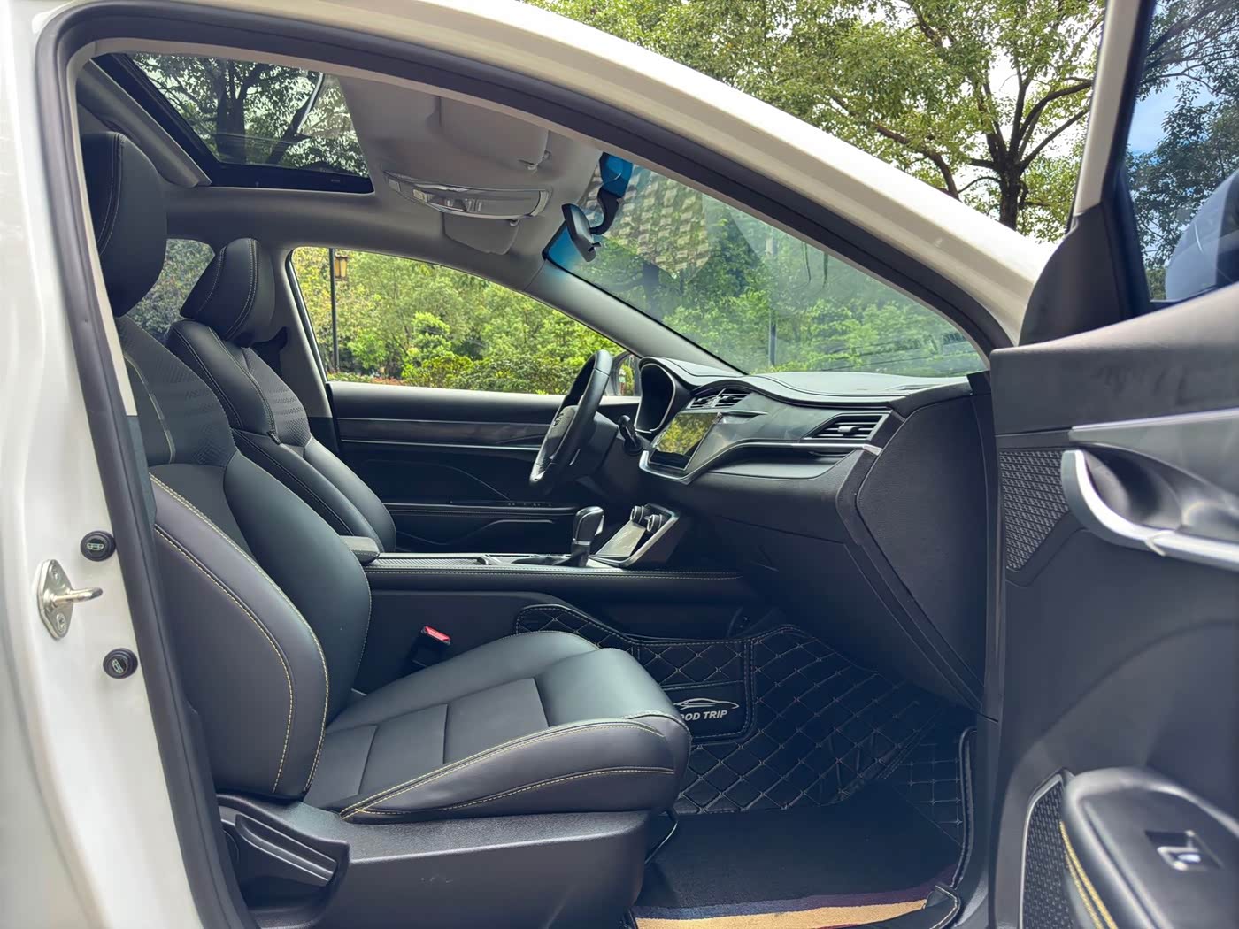 Geely Binrui 1.4 л 2021 г. Белый, пробег 28000 км