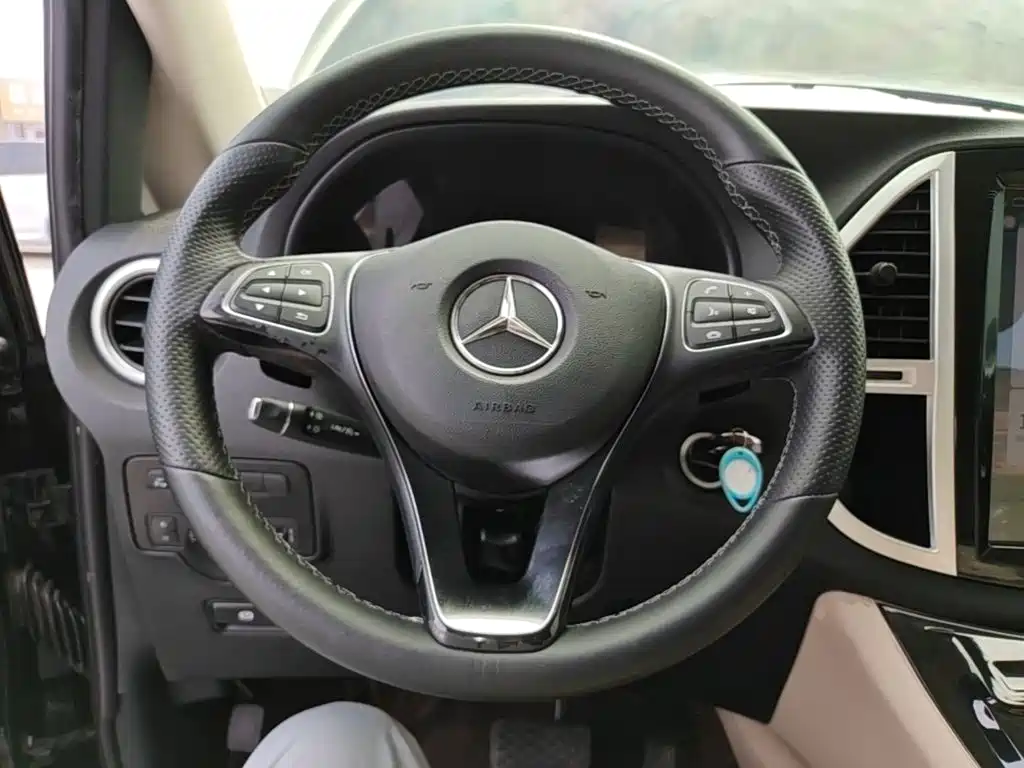 Mercedes-Benz Vito — миниатюра 11