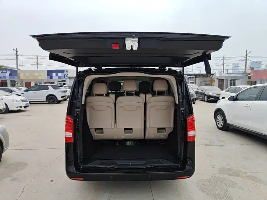 Mercedes-Benz Vito — миниатюра 19
