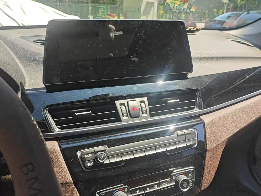 BMW X1 — миниатюра 13
