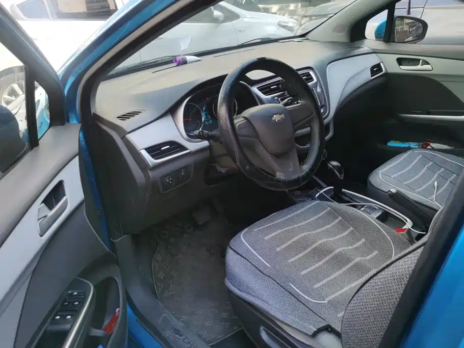 Chevrolet Lova RV — миниатюра 9