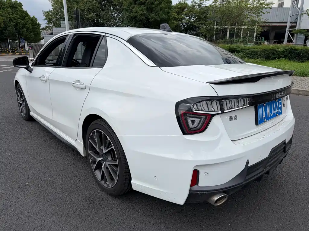 Lynk & Co 03 2019 2.0TD AT Pro