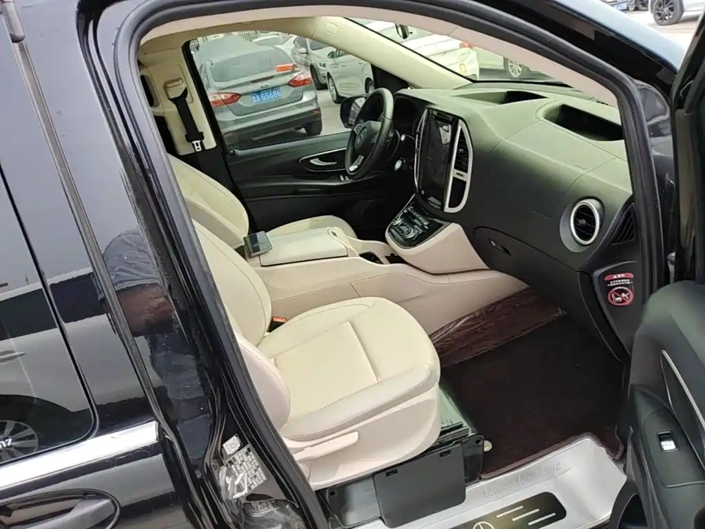 Mercedes-Benz Vito — миниатюра 25