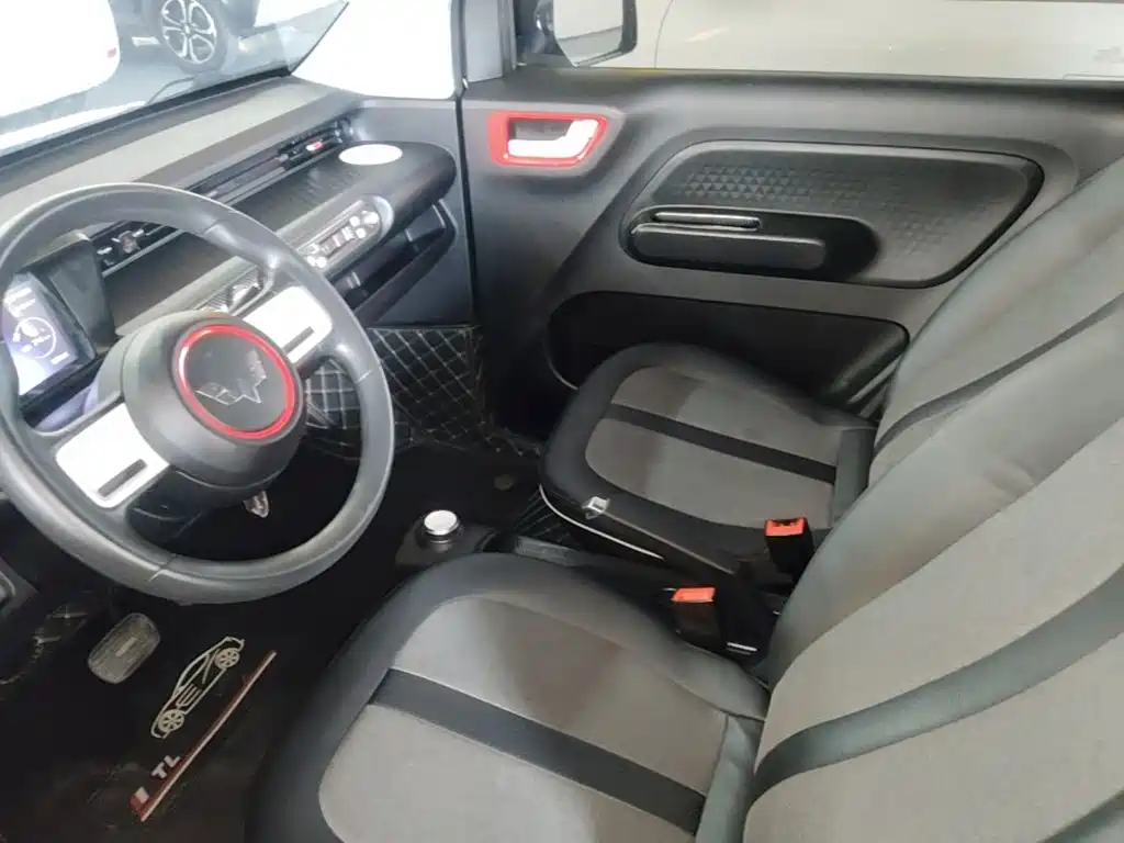 Wuling MINIEV — миниатюра 15