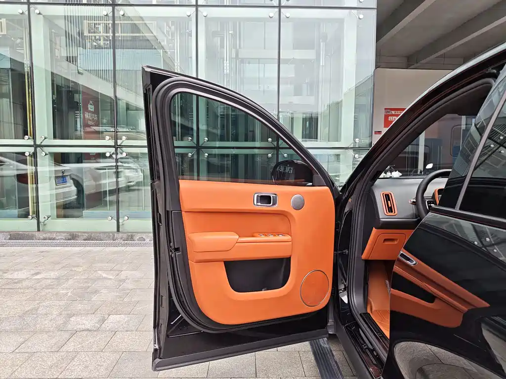 Li Auto Li L8 — миниатюра 9