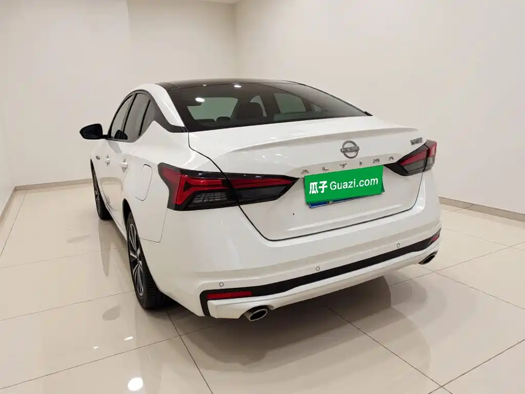 Nissan Teana — миниатюра 4