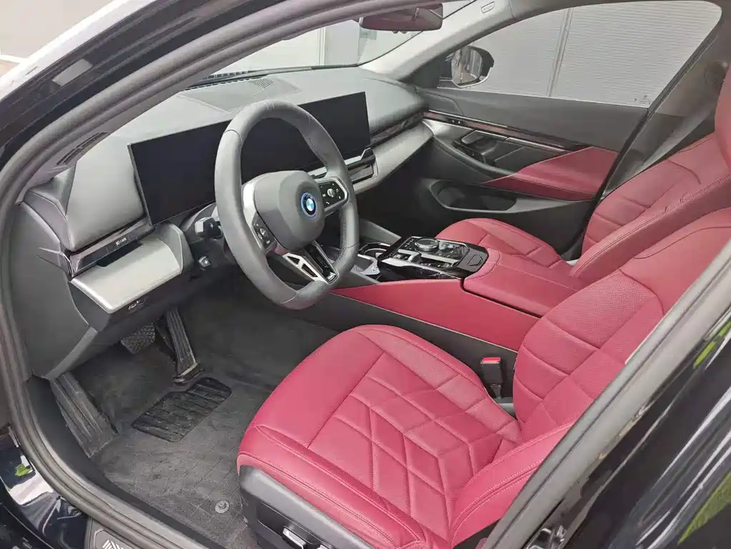 BMW i5 — миниатюра 7