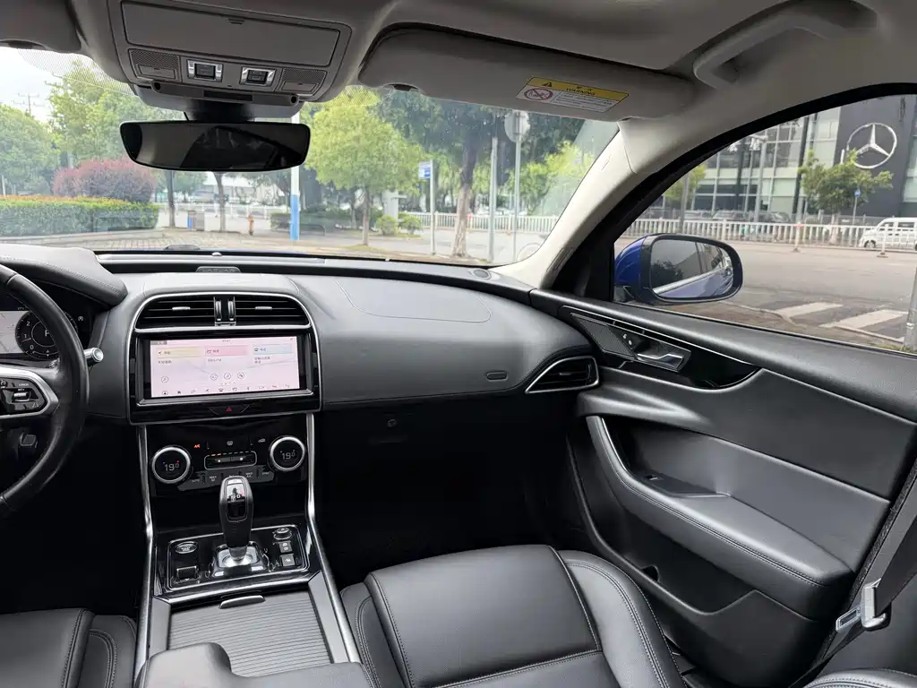 Jaguar XEL — миниатюра 14