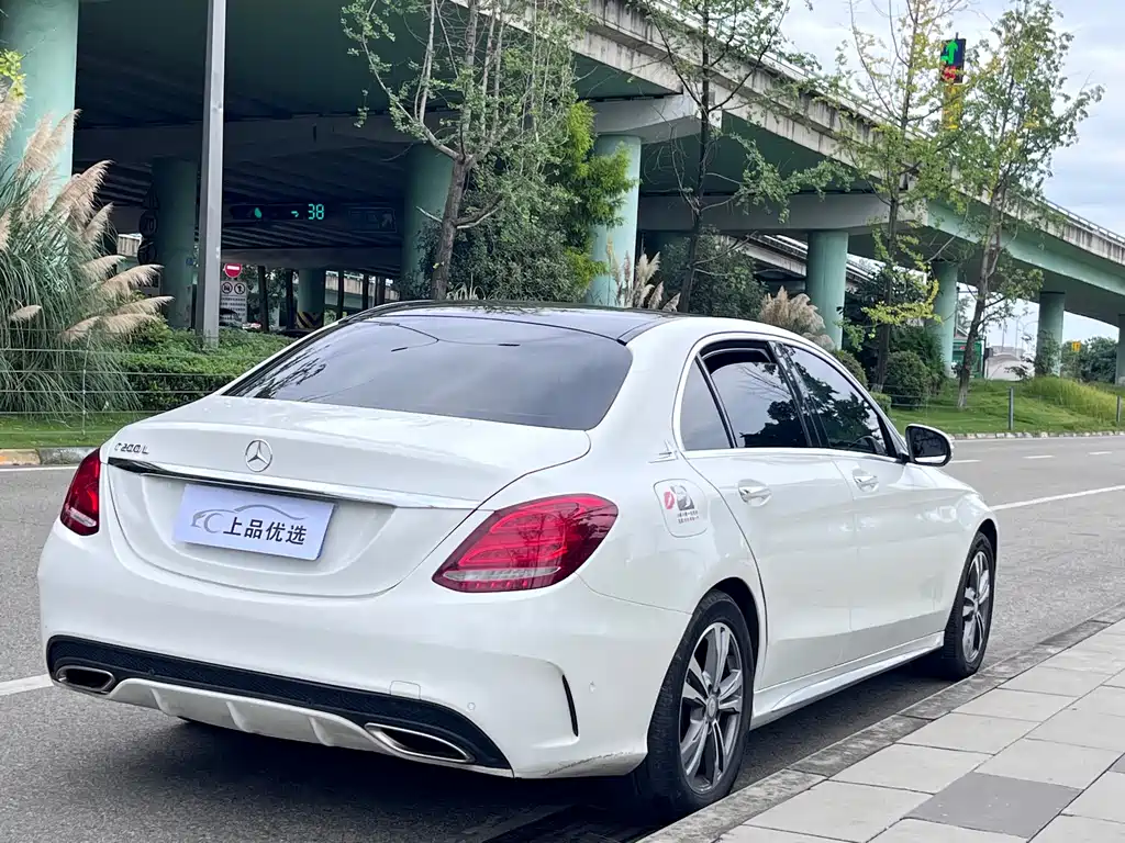 Mercedes-Benz C-Class — миниатюра 21