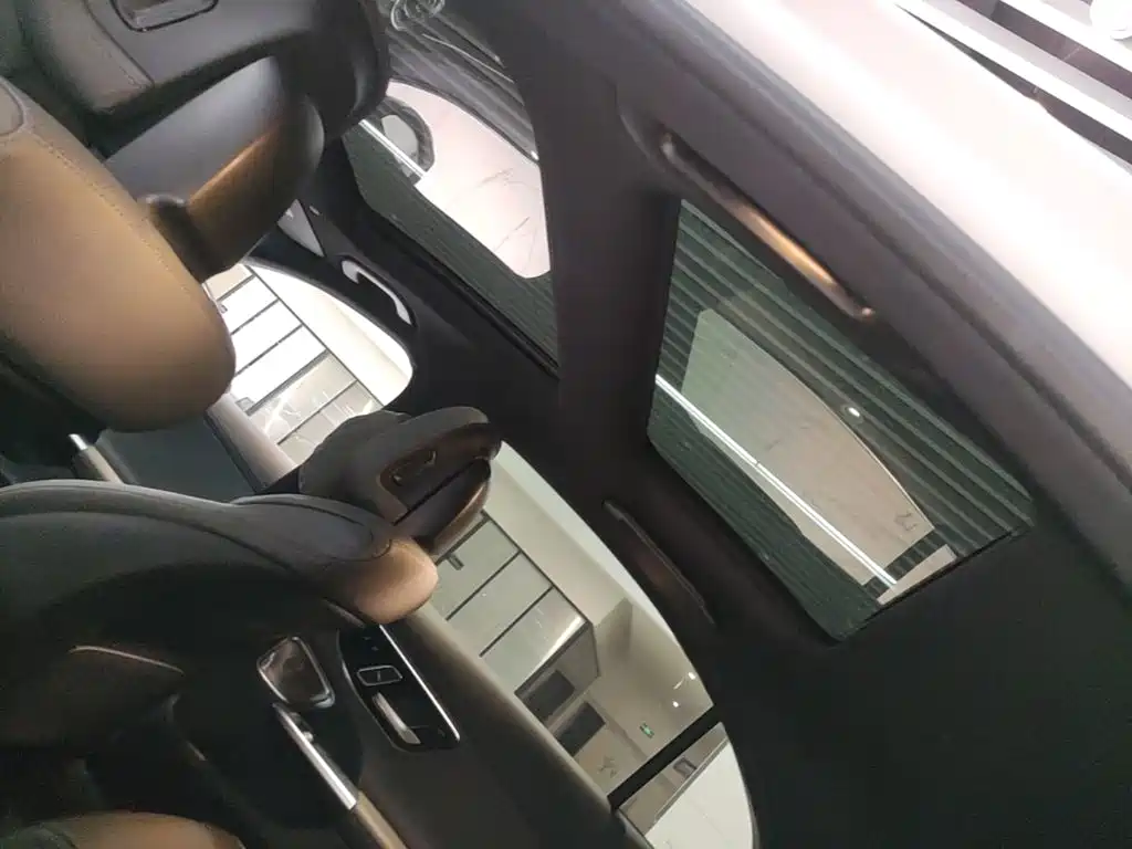 Mercedes-Benz C-Class — миниатюра 18