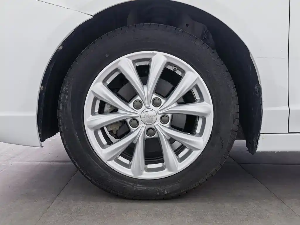 Roewe i5 — миниатюра 17