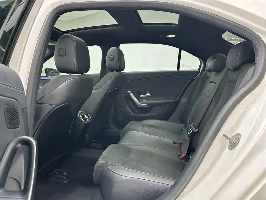 Mercedes-Benz A-Class A 2019 A 200 L Sport