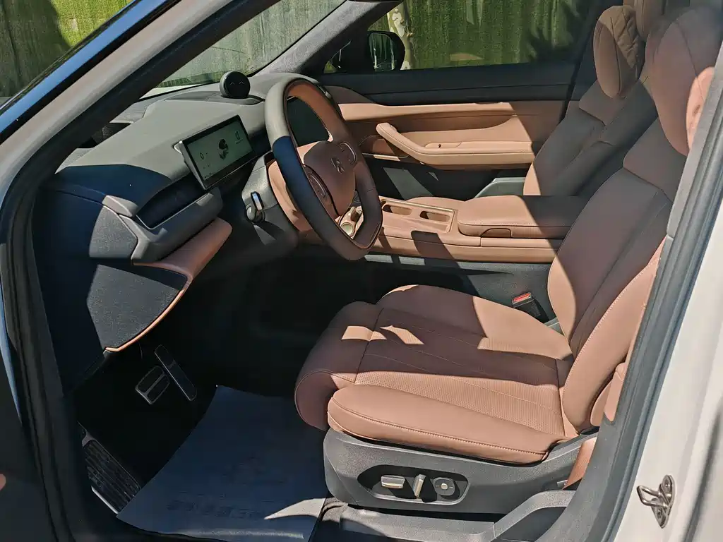 NIO ES8 — миниатюра 8