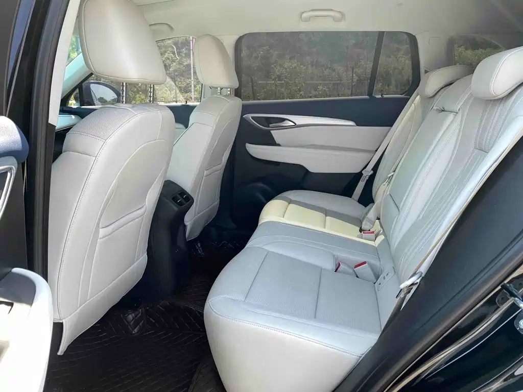 Buick Envision Plus — миниатюра 7