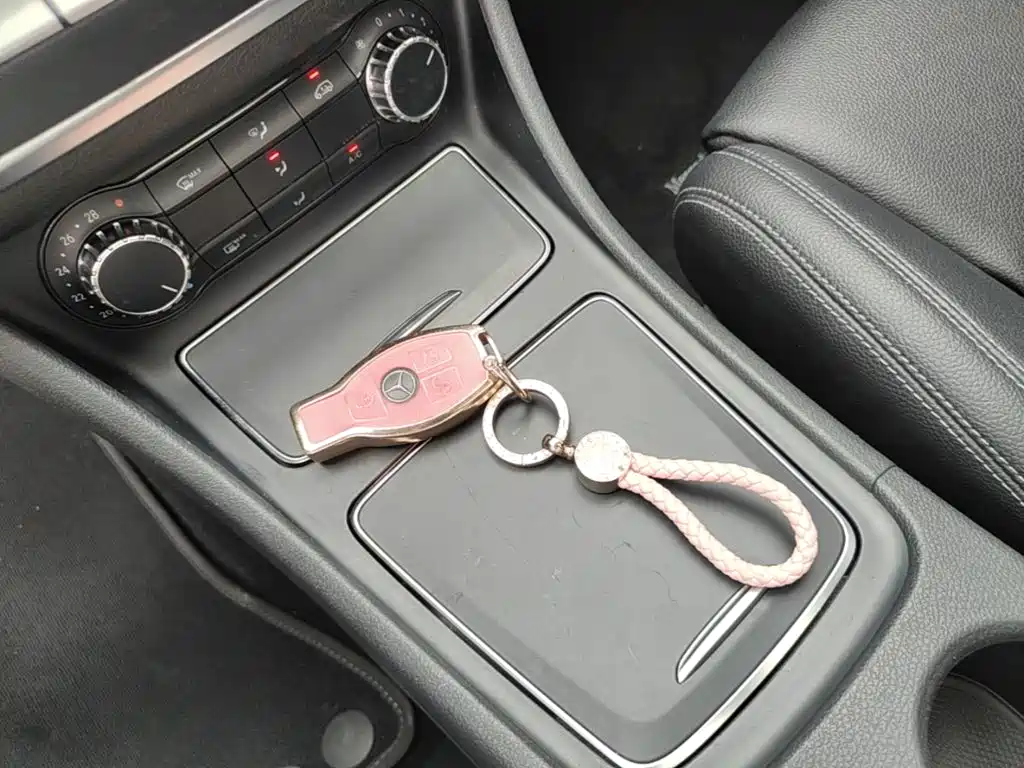 Mercedes-Benz CLA (Import) — миниатюра 9